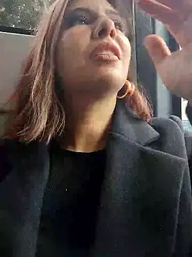 Snapshot of scarlett_moore chatting on 09/27/25, 02:00 scarlett moore online show from 09/27/25, 02:00