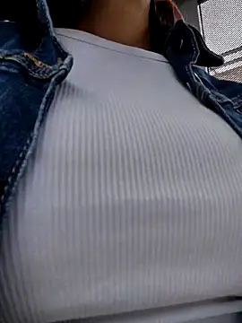 Snapshot of scarlett_moore chatting on 10/05/25, 02:26 scarlett moore online show from 10/05/25, 02:26