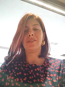 Snapshot of scarlett_moore chatting on 10/26/25, 02:23 scarlett moore online show from 10/26/25, 02:23