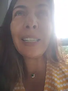 Snapshot of scarlett_moore chatting on 05/17/26, 05:42 scarlett moore online show from 05/17/26, 05:42