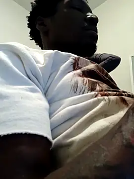 Snapshot of Atlantalitty chatting on 11/02/25, 10:06 Atlantalitty online show from 11/02/25, 10:06