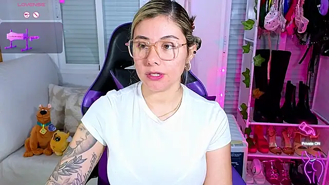 Tawny cox online show from 01/13/25, 04:41