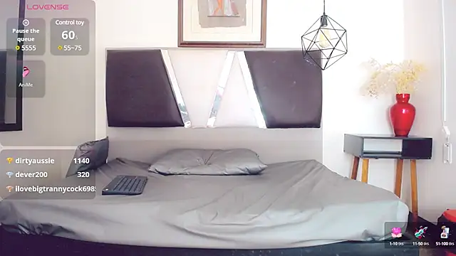 hilary rodriguez online show from 01/19/25, 01:32