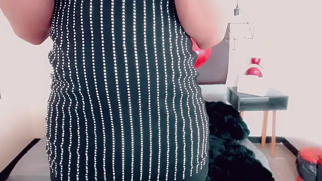 hilary rodriguez online show from 02/16/25, 01:36