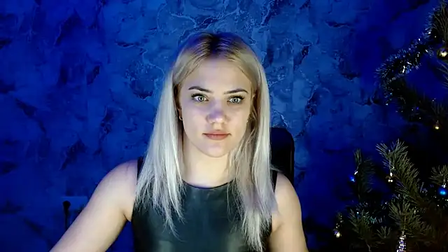 Snapshot of nika_gold1 chatting on 01/14/25, 12:45 nika gold1 online show from 01/14/25, 12:45