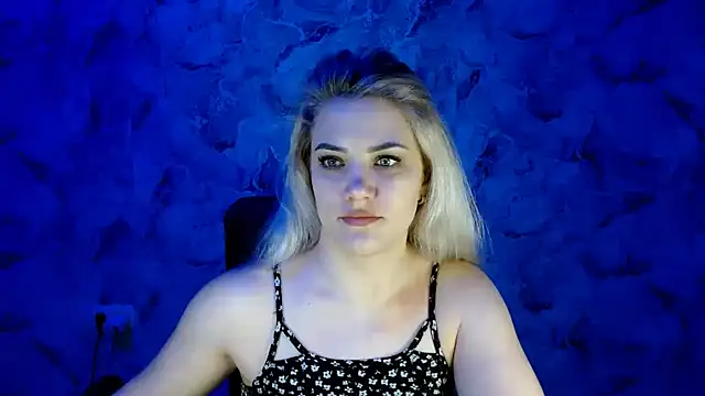 Snapshot of nika_gold1 chatting on 02/08/25, 06:12 nika gold1 online show from 02/08/25, 06:12