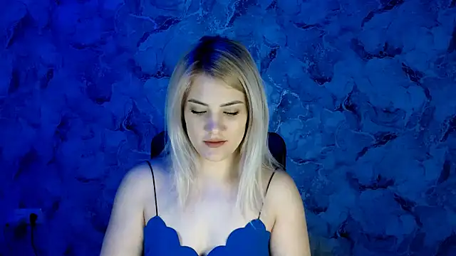 Snapshot of nika_gold1 chatting on 03/11/25, 02:29 nika gold1 online show from 03/11/25, 02:29