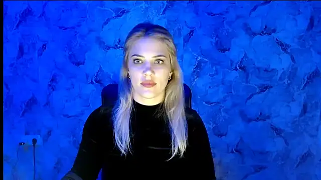 Snapshot of nika_gold1 chatting on 09/29/25, 07:40 nika gold1 online show from 09/29/25, 07:40