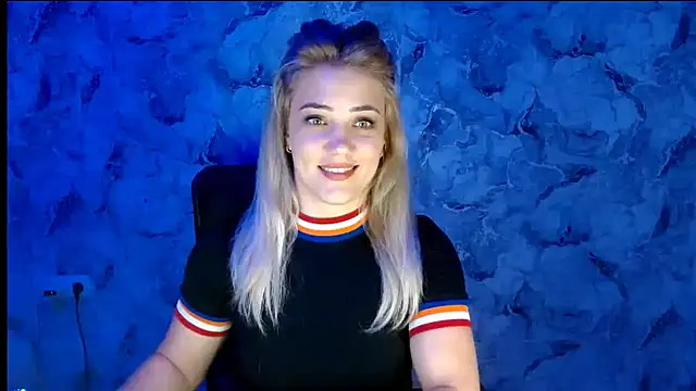 Snapshot of nika_gold1 chatting on 09/30/25, 02:33 nika gold1 online show from 09/30/25, 02:33