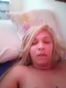 Snapshot of transgirl26 chatting on 02/14/25, 07:44 transgirl26 online show from 02/14/25, 07:44