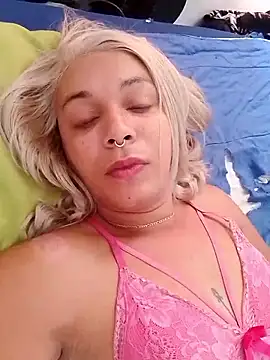 Snapshot of transgirl26 chatting on 01/08/26, 01:35 transgirl26 online show from 01/08/26, 01:35