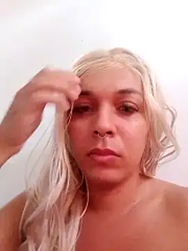 Snapshot of transgirl26 chatting on 06/06/26, 03:28 transgirl26 online show from 06/06/26, 03:28