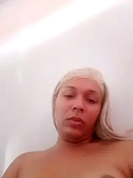 Snapshot of transgirl26 chatting on 08/04/26, 07:49 transgirl26 online show from 08/04/26, 07:49