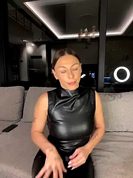 Snapshot of SexOnMyLvL chatting on 10/31/25, 09:16 SexOnMyLvL online show from 10/31/25, 09:16