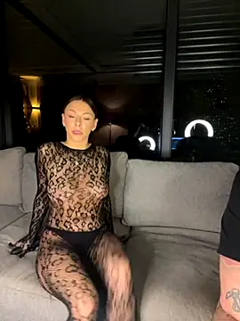 Snapshot of SexOnMyLvL chatting on 11/20/25, 09:36 SexOnMyLvL online show from 11/20/25, 09:36