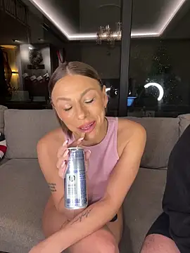 Snapshot of SexOnMyLvL chatting on 11/25/25, 08:09 SexOnMyLvL online show from 11/25/25, 08:09