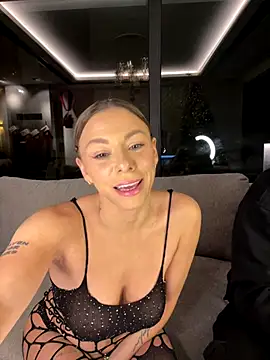 Snapshot of SexOnMyLvL chatting on 12/20/25, 10:06 SexOnMyLvL online show from 12/20/25, 10:06