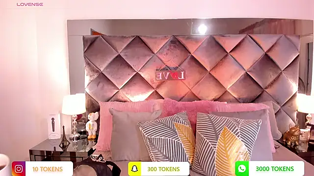 sofhiaa adaams online show from 03/14/25, 11:22