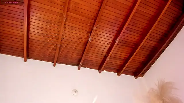 sofhiaa adaams online show from 10/20/25, 10:10