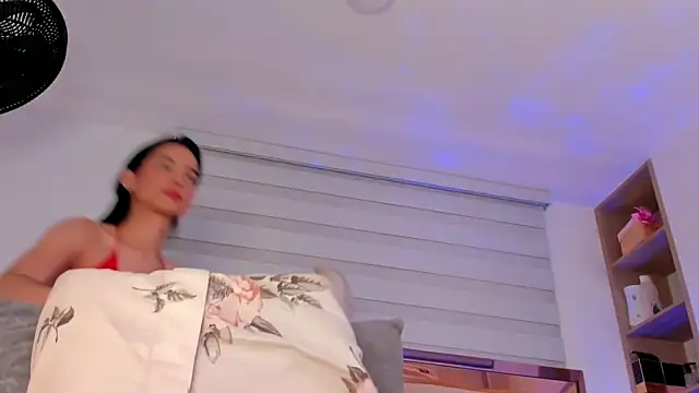 violetta-brown1 online show from 12/10/24, 02:05