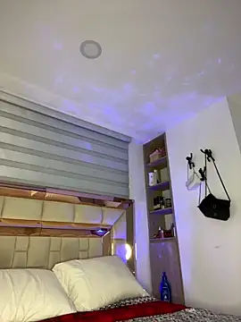 violetta-brown1 online show from 01/21/25, 05:16