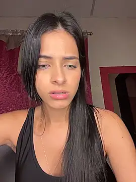 violetta-brown1 online show from 12/05/25, 03:26