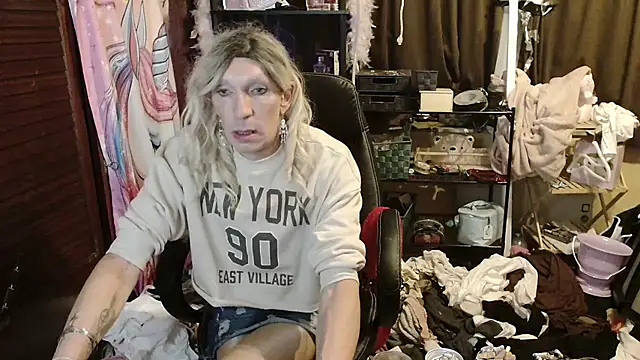 Ombeline1 online show from 11/04/25, 05:34