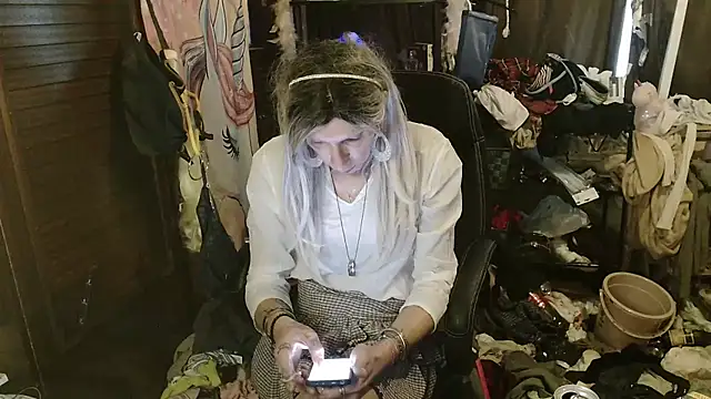 Ombeline1 online show from 01/12/26, 11:48