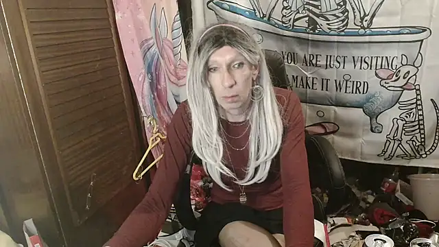 Ombeline1 online show from 02/04/26, 02:50