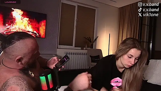 niki7377 online show from 03/08/26, 05:28