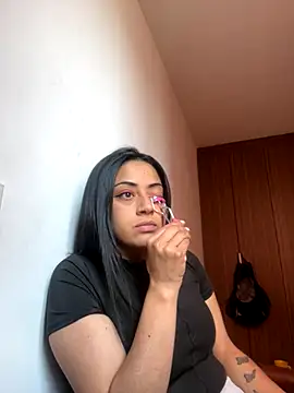 Snapshot of Juana19 chatting on 11/20/25, 08:19 Juana19 online show from 11/20/25, 08:19