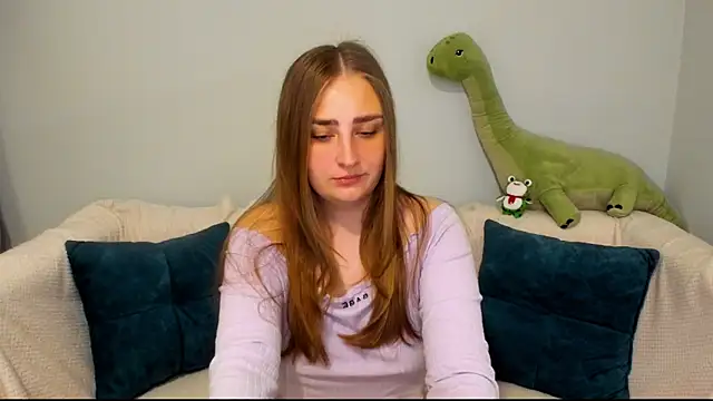 Snapshot of MilliStrii chatting on 06/18/26, 02:12 MilliStrii online show from 06/18/26, 02:12