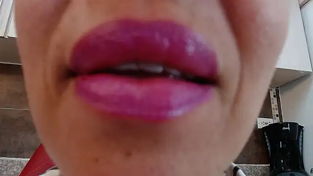 Lizeth Bels online show from 11/12/25, 10:37