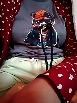 Snapshot of Mangla_Bhabhi chatting on 01/08/25, 09:10 Mangla Bhabhi online show from 01/08/25, 09:10