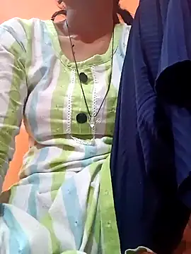 Snapshot of Mangla_Bhabhi chatting on 10/28/25, 03:21 Mangla Bhabhi online show from 10/28/25, 03:21