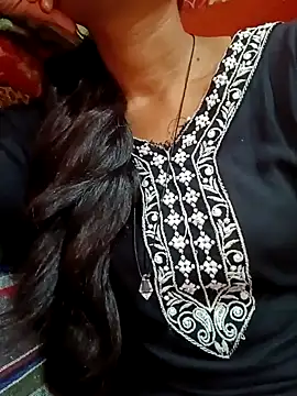 Snapshot of Mangla_Bhabhi chatting on 11/01/25, 03:08 Mangla Bhabhi online show from 11/01/25, 03:08