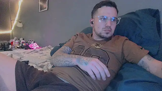 bigcocktat2dude603 online show from 12/28/24, 02:10