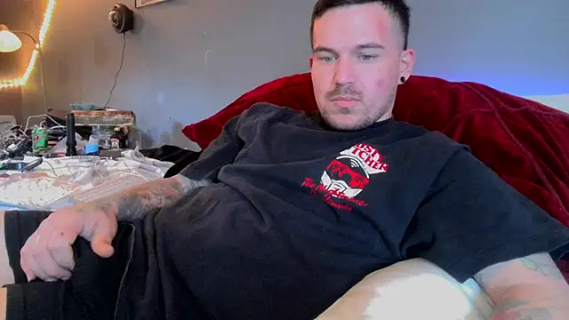 bigcocktat2dude603 online show from 03/07/25, 08:44