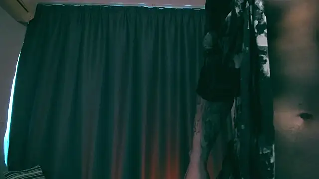 Snapshot of Samuel_Andrew chatting on 02/03/25, 01:41 Samuel Andrew online show from 02/03/25, 01:41