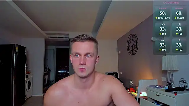 Snapshot of Samuel_Andrew chatting on 06/15/26, 02:03 Samuel Andrew online show from 06/15/26, 02:03