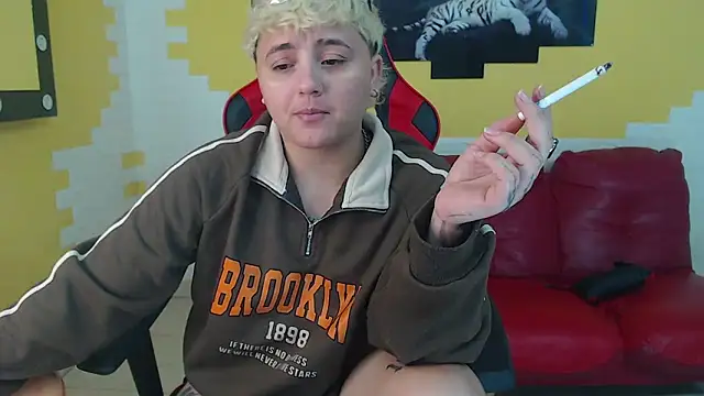 isabeautyx19 online show from 12/21/24, 04:14