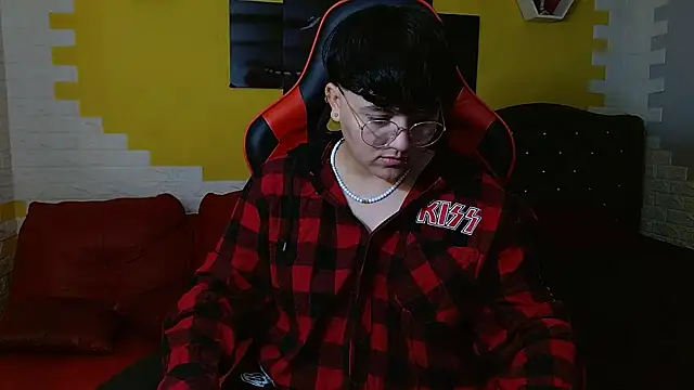 isabeautyx19 online show from 01/18/26, 02:04