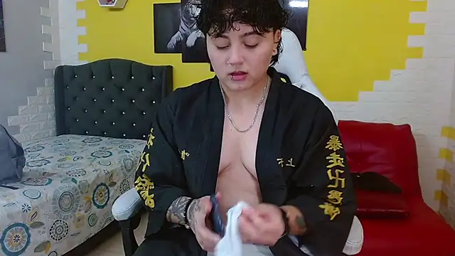 isabeautyx19 online show from 03/31/26, 02:02