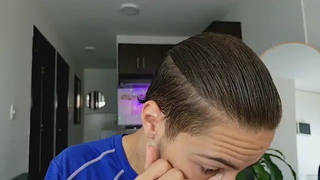 Snapshot of grey___27 chatting on 03/07/25, 11:29 grey 27 online show from 03/07/25, 11:29