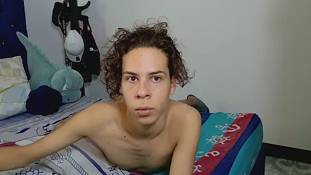 Snapshot of grey___27 chatting on 03/12/25, 08:10 grey 27 online show from 03/12/25, 08:10