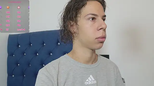 Snapshot of grey___27 chatting on 01/13/26, 12:10 grey 27 online show from 01/13/26, 12:10