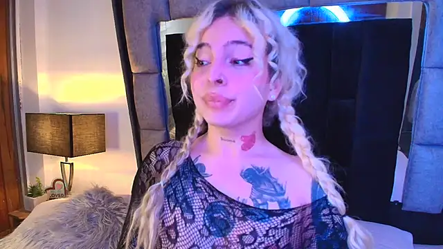 Bonnie vega online show from 03/16/25, 06:12