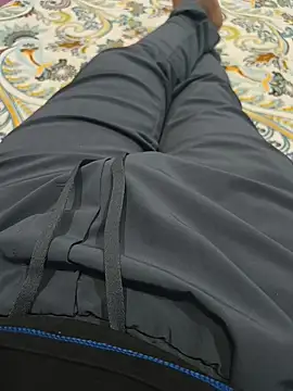 Snapshot of ak007_desire chatting on 11/15/25, 03:19 ak007 desire online show from 11/15/25, 03:19