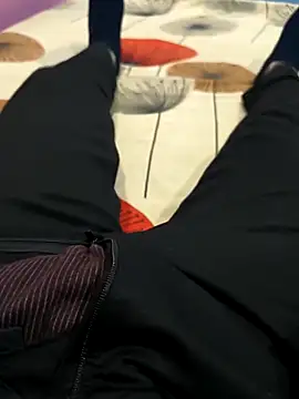 Snapshot of ak007_desire chatting on 11/29/25, 07:33 ak007 desire online show from 11/29/25, 07:33