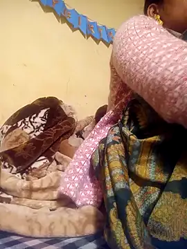 Snapshot of Hi_Radhika chatting on 01/13/25, 03:26 Hi Radhika online show from 01/13/25, 03:26